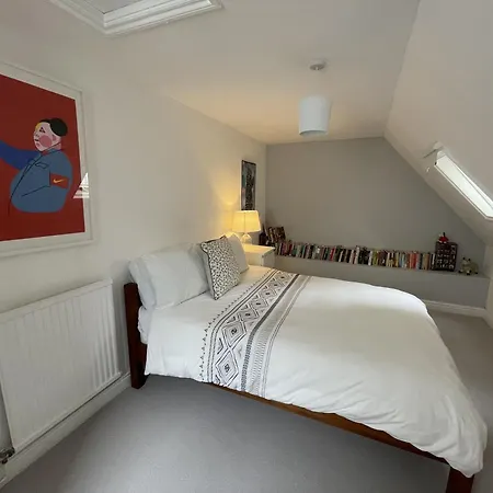 Secluded Garden Sanctuary In Clifton Village Bristol