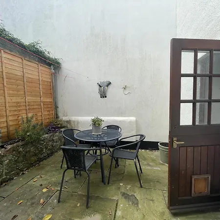 Secluded Garden Sanctuary In Clifton Village Casa de Férias Bristol